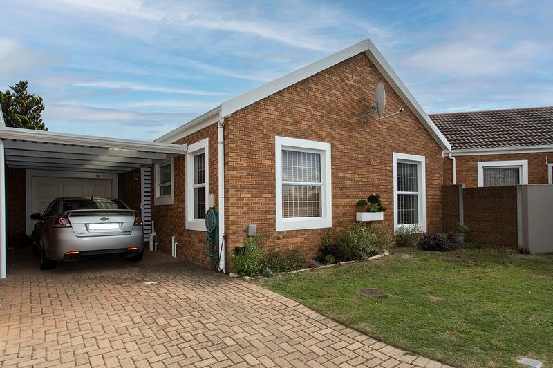 2 Bedroom Property for Sale in Morgenster Heights Western Cape